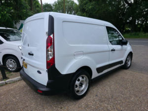 2020 Ford Transit Connect 1.5 220 Ecoblue Leader L1 Euro 6 (s/s) 5dr in White — image 3
