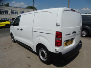 2023 Peugeot Expert 1.5 Bluehdi 1000 Professional Premium Standard Panel Van Mwb Euro 6 (s/s) 6dr in White — image 6