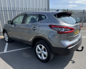 2019 Nissan Qashqai Acenta Premium 1.5 Dci in Grey — image 4