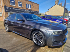 2018 BMW 5 Series 2.0 520d M Sport Saloon 4dr Diesel Auto Euro 6 (s/s) (190 Ps) in Grey — image 2