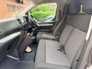 2020 Toyota Verso D-4d L1 Shuttle in Grey — image 3