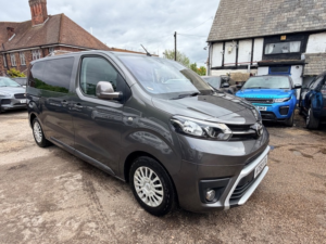 2020 Toyota Verso D-4d L1 Shuttle in Grey — image 5