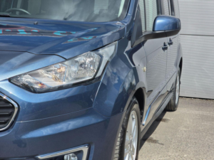2020 Ford Grand Tourneo Connect 1.5 Ecoblue Titanium Auto Euro 6 (s/s) 5dr in Blue — image 4