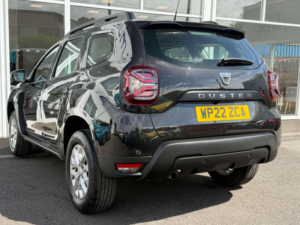 2022 Dacia Duster 1.3 Tce Comfort Euro 6 (s/s) 5dr in Black — image 2