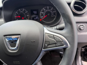 2022 Dacia Duster 1.3 Tce Comfort Euro 6 (s/s) 5dr in Black — image 6