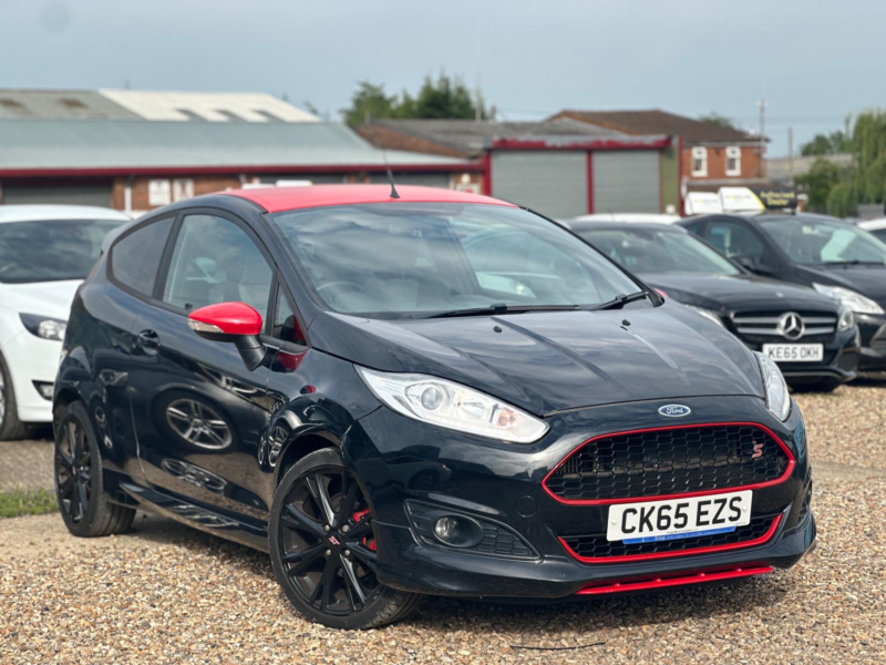 2015 Ford Fiesta 1.0t Ecoboost Zetec S Euro 6 (s/s) 3dr in Black — image 1