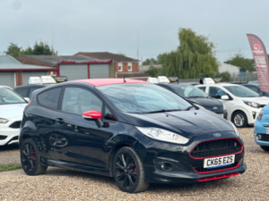 2015 Ford Fiesta 1.0t Ecoboost Zetec S Euro 6 (s/s) 3dr in Black — image 4