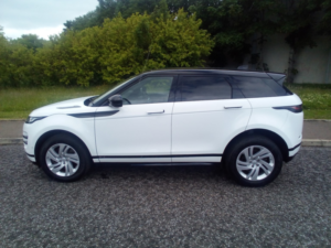 2020 Land Rover Range Rover Evoque 2.0 D165 Mhev R-Dynamic S Auto 4WD in White — image 5