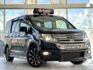 2014 Honda Stepwagon 2.0 Automatic Petrol (s/s) 7str in Black — image 6