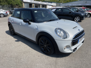 2015 MINI Hatch
