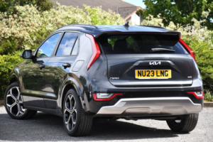 2023 Kia Niro 1.6h Gdi 3 SUV 5dr Petrol Hybrid Dct Euro 6 (s/s) (139 Bhp) in Grey — image 3