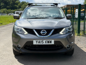2015 Nissan Qashqai 1.5 Dci N-Tec+ SUV 5dr Diesel Manual 2WD Euro 6 (s/s) (110 Ps) in Grey — image 2