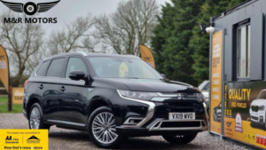 2019 Mitsubishi Outlander 2.4h Twinmotor 13.8kwh 5hs CVT 4WD Euro 6 (s/s) 5dr in Black — image 2