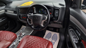 2019 Mitsubishi Outlander 2.4h Twinmotor 13.8kwh 5hs CVT 4WD Euro 6 (s/s) 5dr in Black — image 3