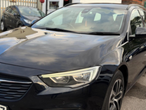 2017 Vauxhall Insignia 1.6 Turbo D Ecotec Blueinjection Design Sports Tourer Euro 6 (s/s) 5dr in Blue — image 5