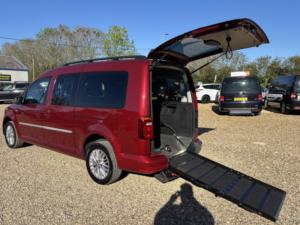 2019 Volkswagen Caddy Maxi Life Wav Wheelchair Accessible Vehicle 2.0 Tdi in Red — image 6