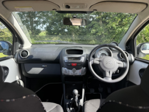 2012 Citroen C1 1.0 I Vtr in White — image 4