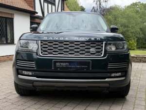2014 Land Rover Range Rover 3.0 H Sdv6 Autobiography in Green — image 2