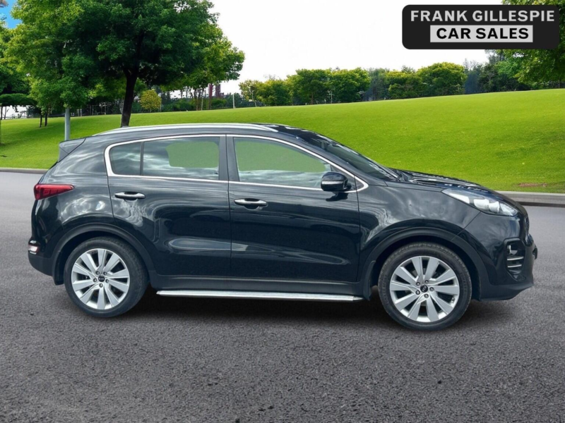 2016 Kia Sportage 1.7 Crdi 3 Euro 6 (s/s) 5dr in Black — image 1