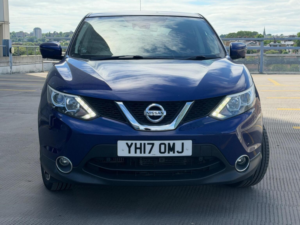 2017 Nissan Qashqai 1.2 Dig-T N-Connecta Xtron 2WD Euro 6 (s/s) 5dr in Blue — image 3