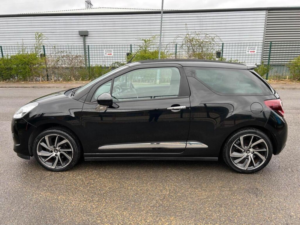 2015 Citroen Ds3 Cabrio 1.2 Puretech Dstyle Plus Euro 6 (s/s) 2dr in Black — image 5