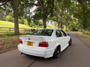 1992 BMW 3 Series Se in White — image 5