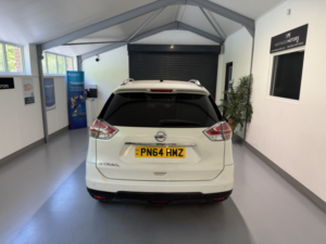 2014 Nissan X-Trail 1.6 Dci Tekna in White — image 5