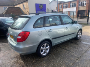 2010 Skoda Fabia 1.2 Tsi Se DSG Euro 5 5dr in Green — image 5