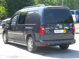 2018 Volkswagen Caddy Maxi 2.0 Tdi C20 Maxi in Blue — image 5