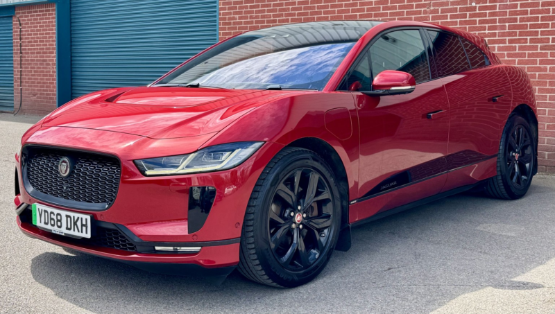 2019 Jaguar I-Pace 400 90kwh Hse in Red — image 1
