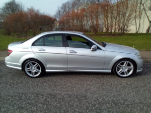 2009 Mercedes-Benz C Class C220 2.1 Cdi Sport Auto in Silver — image 4