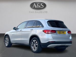 2016 Mercedes-Benz Glc 2.1 Glc220d Se in Silver — image 2