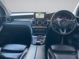 2016 Mercedes-Benz Glc 2.1 Glc220d Se in Silver — image 3