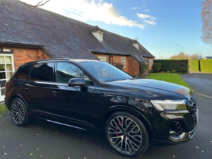 2026 Audi Sq7 4.0 Tfsi V8 Black Edition Tiptronic Quattro Euro 6 (s/s) 5dr in Black — image 5