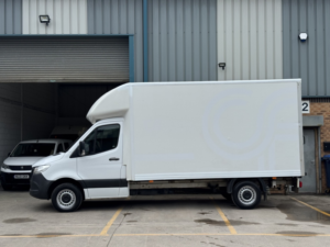 2019 Mercedes-Benz Sprinter 2.1 316 Cdi Lwb L3 Rwd Euro 6 Luton Van 163 Bhp in White — image 5