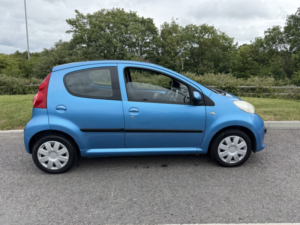 2006 Peugeot 107 1.0 12v Urban in Blue — image 2