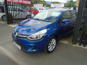 2018 Renault Clio 0.9 Tce Urban Nav Hatchback 5dr Petrol Manual Euro 6 (s/s) (90 Ps) in Grey — image 3