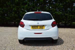 2018 Peugeot 208 1.2 Puretech Allure Premium in White — image 6