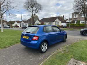 2015 Skoda Fabia 1.2 Tsi Se in Blue — image 4