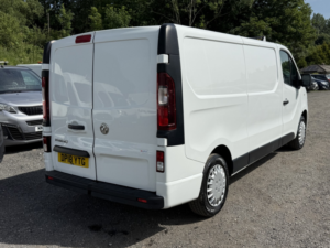 2018 Vauxhall Vivaro 1.6 Cdti 2900 Sportive in White — image 6