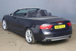 2012 Audi S5 3.0 Tfsi V6 Cabriolet S Tronic Quattro Euro 5 (s/s) 2dr in Black — image 4