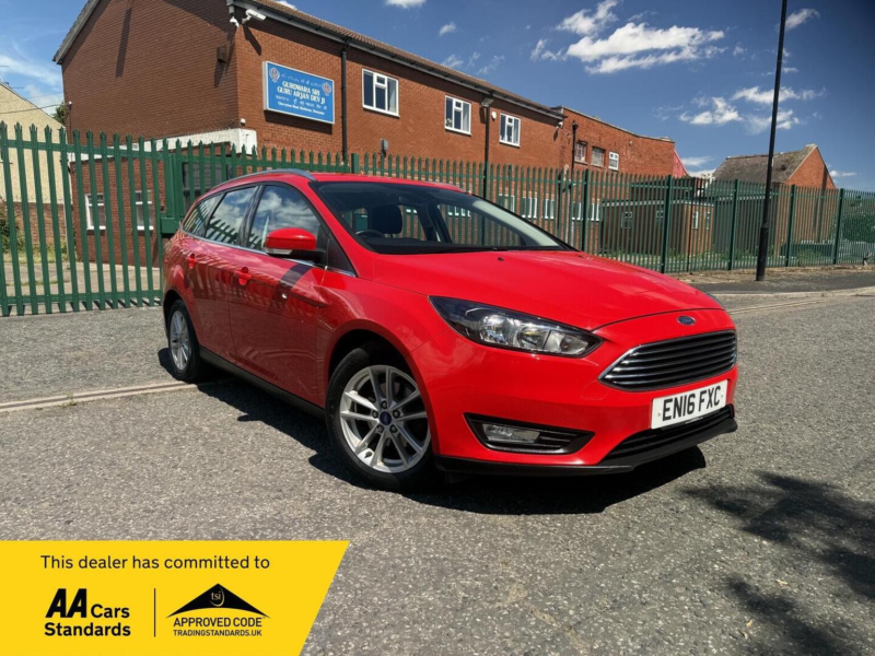 2016 Ford Focus 1.0t Ecoboost Zetec Auto Euro 6 (s/s) 5dr in Red — image 1