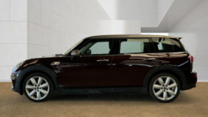 2017 MINI Clubman 2.0 Cooper S Euro 6 (s/s) 6dr in Red — image 6