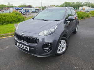 2016 Kia Sportage 1.7 Crdi 2 Euro 6 (s/s) 5dr in Silver — image 4