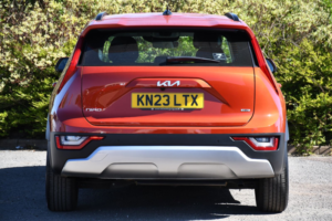 2023 Kia Niro 1.6h Gdi 2 SUV 5dr Petrol Hybrid Dct Euro 6 (s/s) (139 Bhp) in Orange — image 6