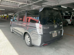 2011 Honda Stepwagon 2.0 Spada S 5dr 8 Seats in Grey — image 3
