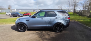 2019 Land Rover Discovery 2.0 Sd4 Hse SUV 5dr Diesel Auto 4WD Euro 6 (s/s) (240 Ps) in Blue — image 2