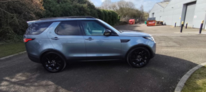 2019 Land Rover Discovery 2.0 Sd4 Hse SUV 5dr Diesel Auto 4WD Euro 6 (s/s) (240 Ps) in Blue — image 6