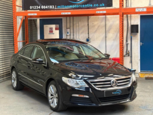 2009 Volkswagen Cc 2.0 Tdi DSG Euro 5 4dr (4 Seat) in Black — image 2