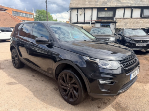 2016 Land Rover Discovery Sport Td4 Hse in Black — image 6
